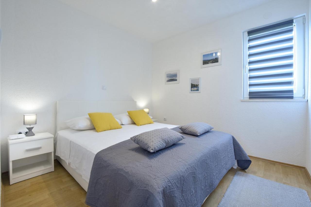 Vila Lila Mali Drvenik Exterior photo